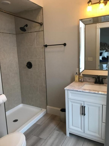 Bathroom 4, Inn On Central, Plymouth