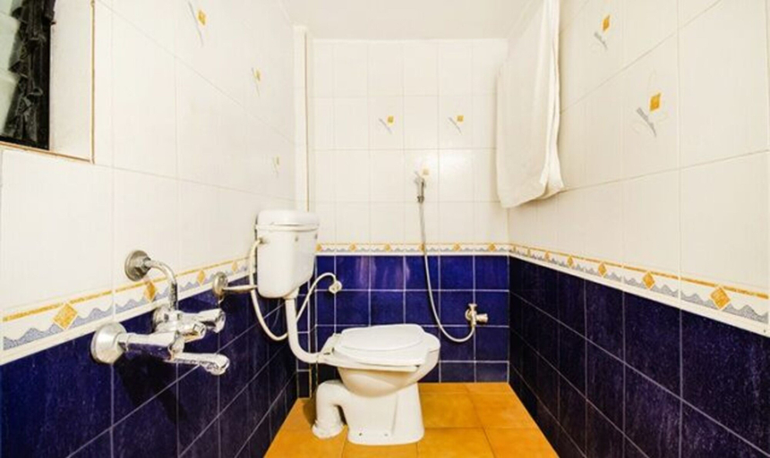 Bathroom, FabExpress Karishma - Shivaji Nagar, Pune, Pune