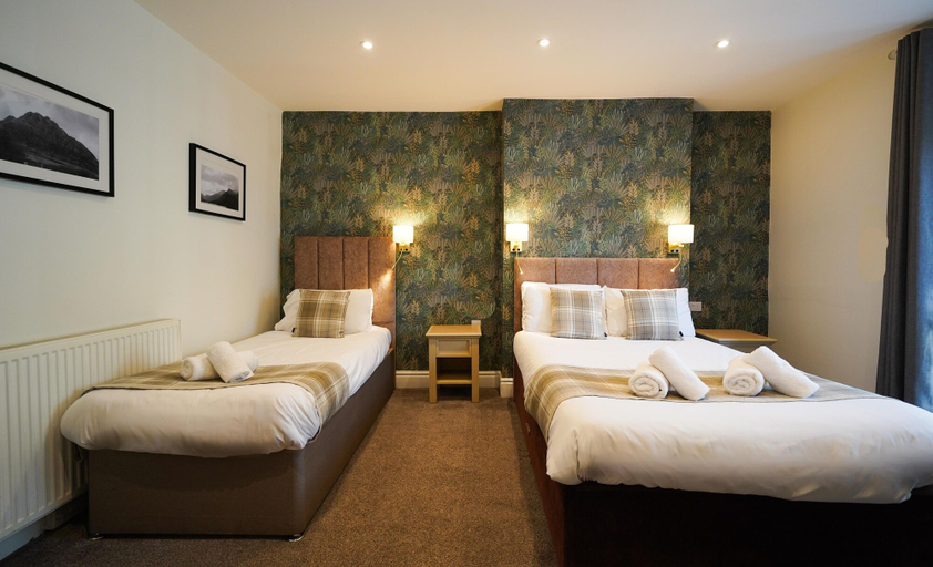Bedroom 2, Gwydyr Hotel, Conwy