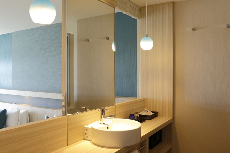 Bathroom 4, Loisir Hotel Naha, Naha