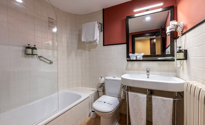Bathroom 4, Monasterio Benedictino, Zaragoza
