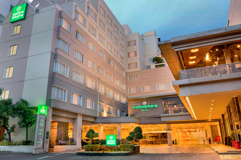 Exterior & Views 1, Malyabhara Hotel Yogyakarta Malioboro, Yogyakarta