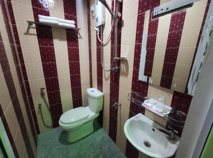 Bathroom 5, DARUL SALAM ORKID INN, Kemaman