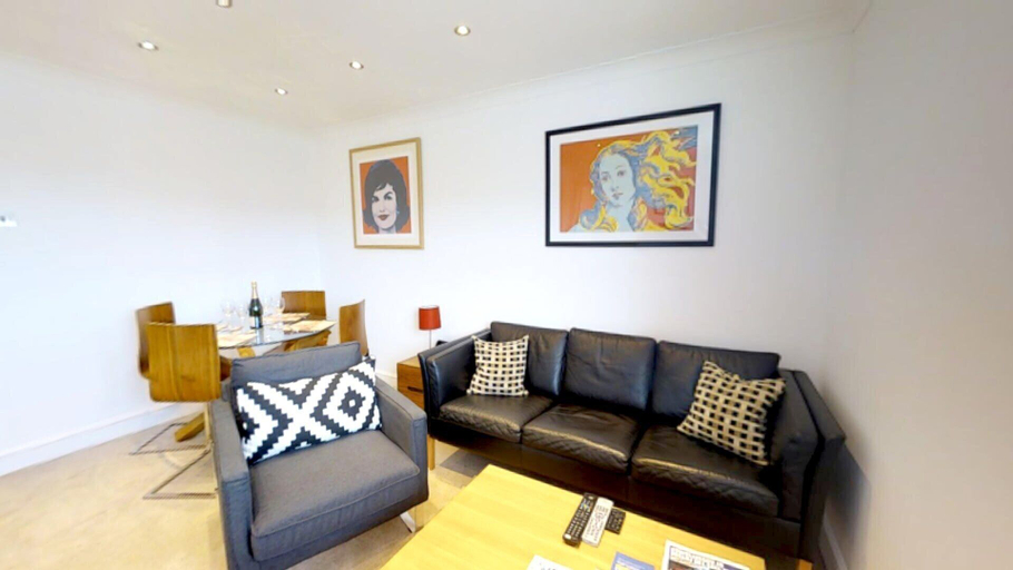 Others 3, Signet Apartments - Coronation House, Cambridgeshire