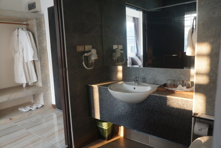 Bathroom 3, Anantaya Chiangmai Boutique Hotel, Muang Chiang Mai