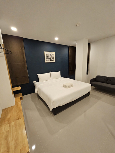 Bedroom 23