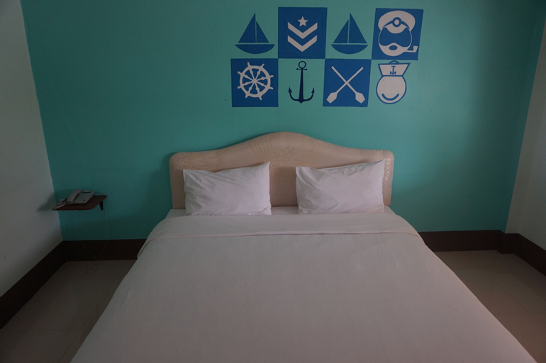 Bedroom 13