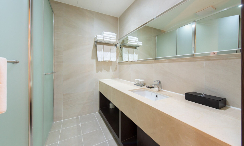 Bathroom 5, Yeosu Venezia Hotel & Suite, Yeosu