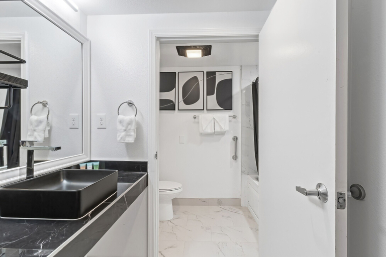 Bathroom 5, Ascot Suites, San Luis Obispo