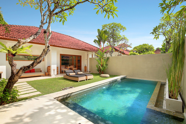 Swimming Pool 16