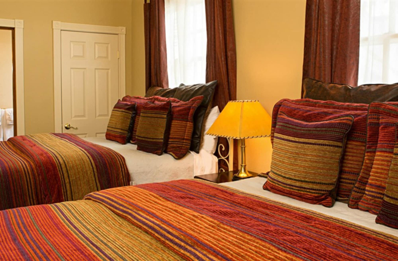 Bedroom 2, The Victoria Inn, Calaveras