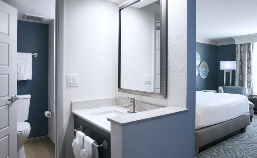 Bedroom 3, Rosen Centre Hotel, Orange