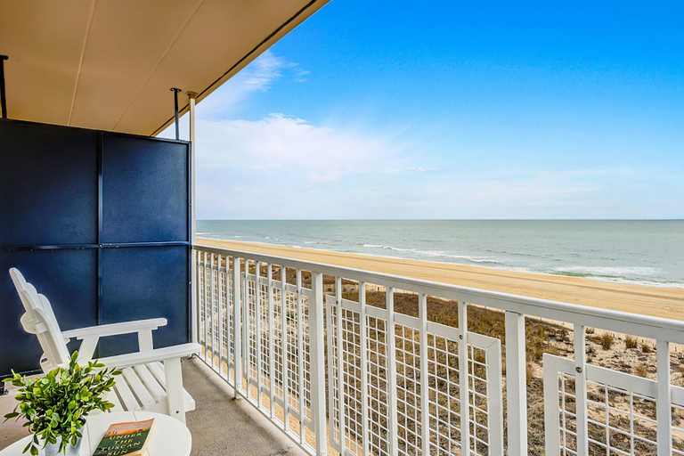 Others 5, Dunes Suites Oceanfront, Worcester