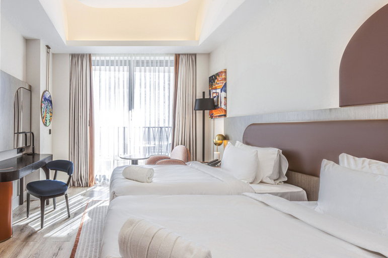 Bedroom 3, Savitsky Plaza, Jomboy