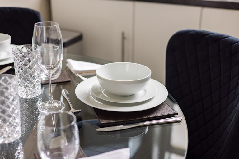 Food & Drinks 5, Avari Apartments - Hatton Collection, London