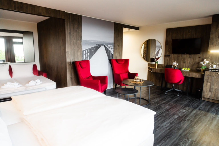 Bedroom 2, PLAZA Premium Timmendorfer Strand, Ostholstein