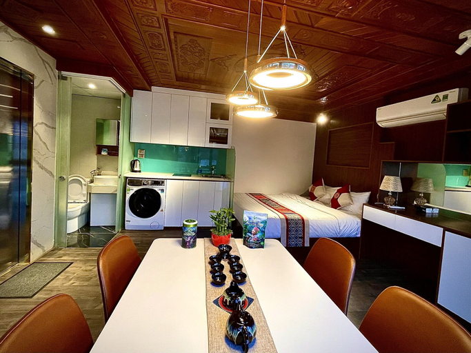 Others 5, Maison Mackeno, Hoàn Kiếm