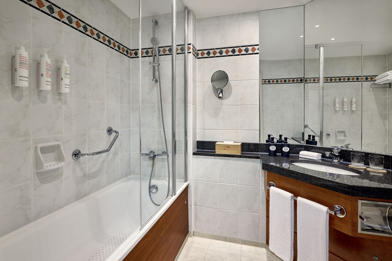 Bathroom 5, Leipzig Marriott Hotel, Leipzig
