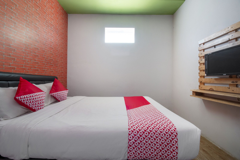 Bedroom 5, Collection O Bwalk Hotel Malang, Malang