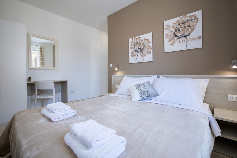 Bedroom 2, Villa Nina Apartments, Fažana
