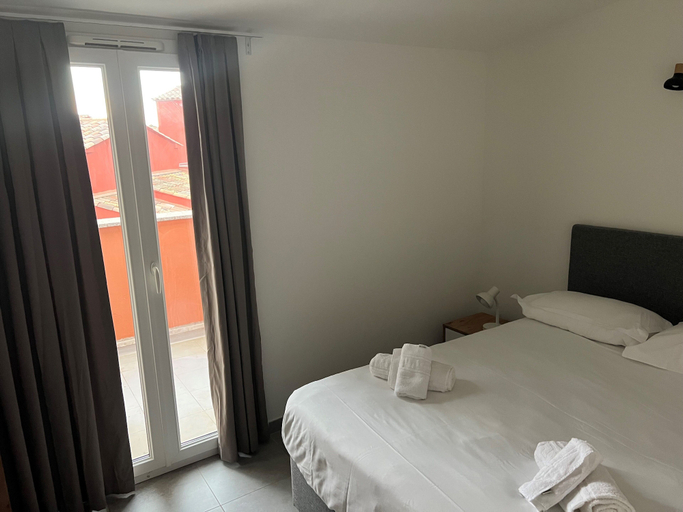 Bedroom 5, les hameaux de saint cyprien, Corse-du-Sud