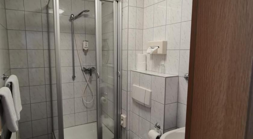 Bedroom 4, Hotel Romerhof, Straubing