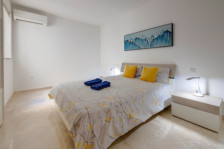 Bedroom 3, Modern 2BR Apartment in Central St Julian's