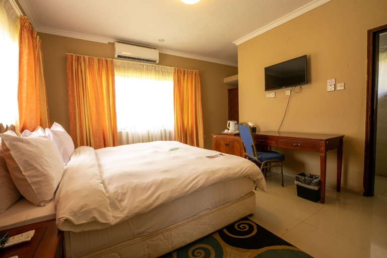 Bedroom 2, Busua Beach Resort, Ahanta West