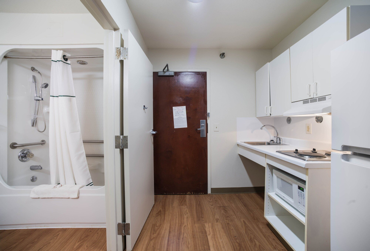 Bathroom 12