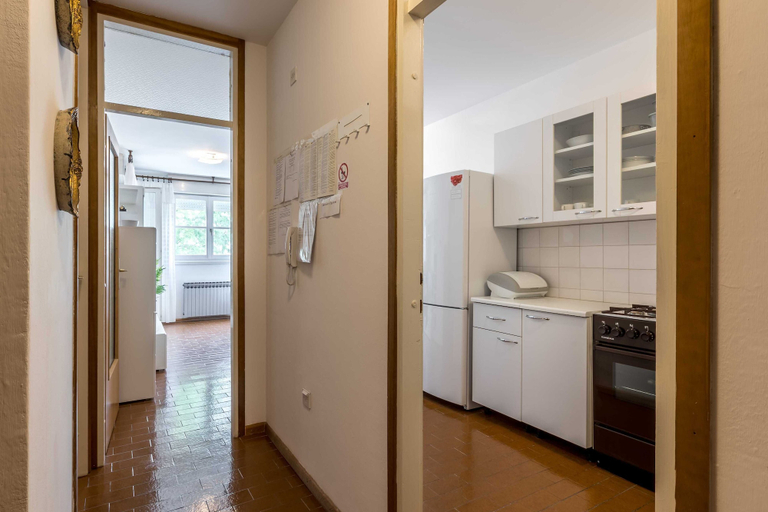 Others 3, Apartment Gordana, Split