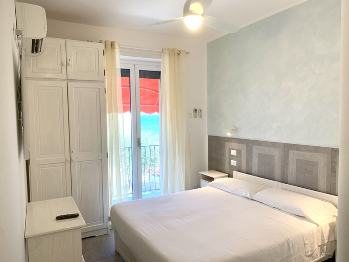 Bedroom 3, Hotel Marconi, Latina