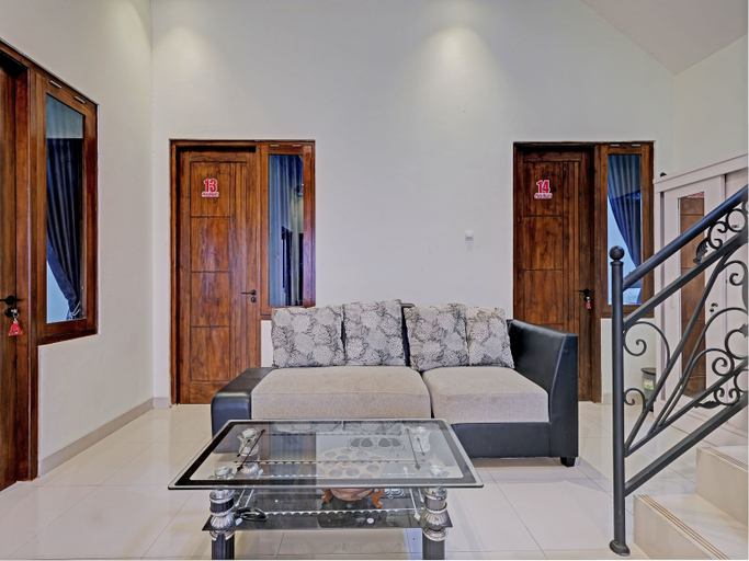 Others 5, OYO Life 92935 Ayu Kost Eksklusif, Bantul