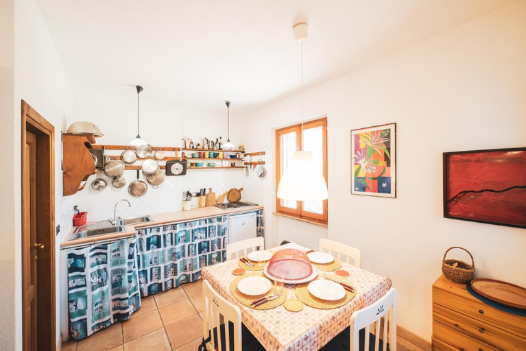 Others 3, Casa Zip in Marciana, Livorno