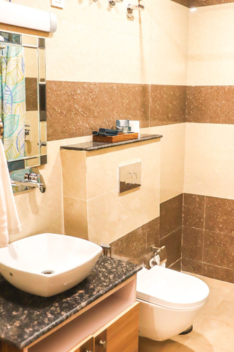 Bathroom, Hotel Royal Palm, Dehradun