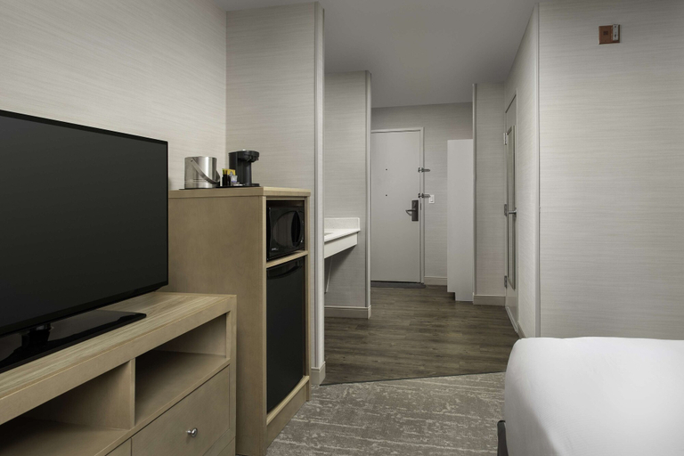 Bedroom 2, DoubleTree by Hilton Hotel Salem, Oregon, Marion