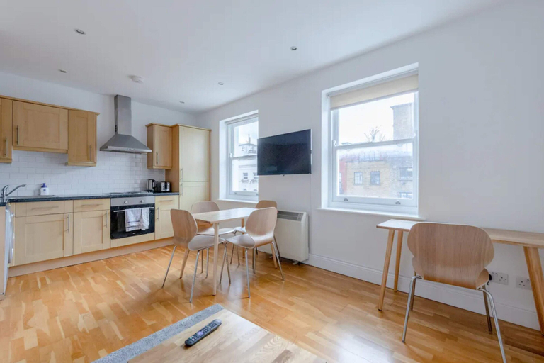 Others 4, Contemporary 1BD Flat - Camden, London