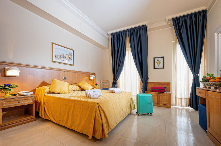 Bedroom 3, Sabbie d'Oro, Messina