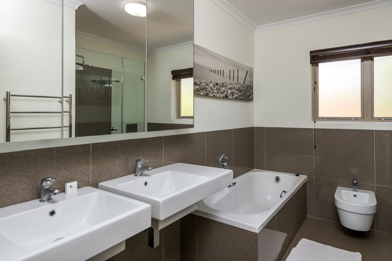 Bathroom, San Lameer Villa Rentals 10430, Ugu