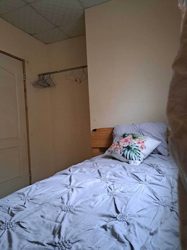 Bedroom 5, Parque Central, Bugaba