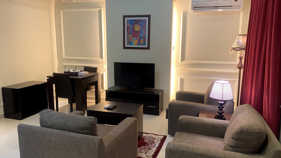 Others 4, Majestic Hotel, Doha