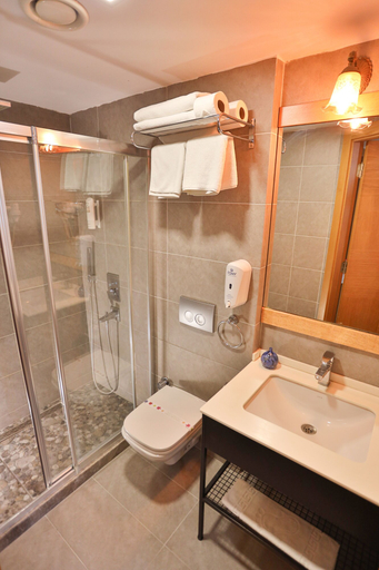 Bathroom 5, Cumbalı Plaza Hotel, Şişli