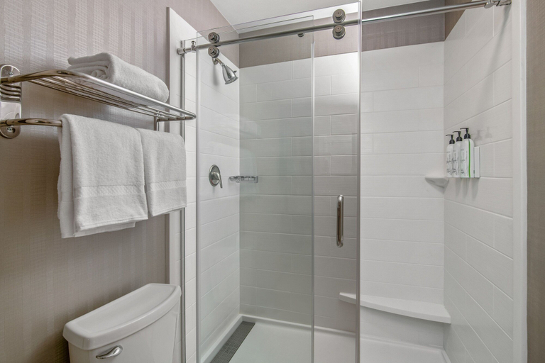 Bathroom 3, Springhill Suites Phoenix Glendale Sports & Entertainment District, Maricopa