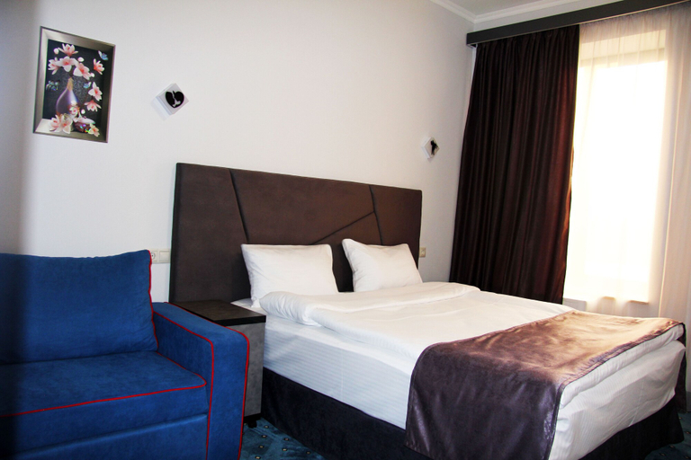 Bedroom 3, Nice Hotel Yerevan, Yerevan