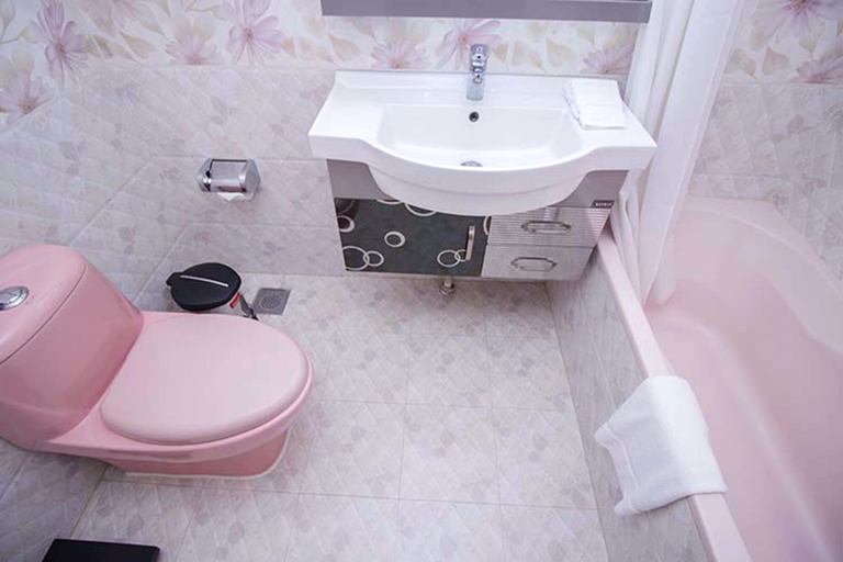 Bathroom 4, Hotel Lake Castle, Dhaka