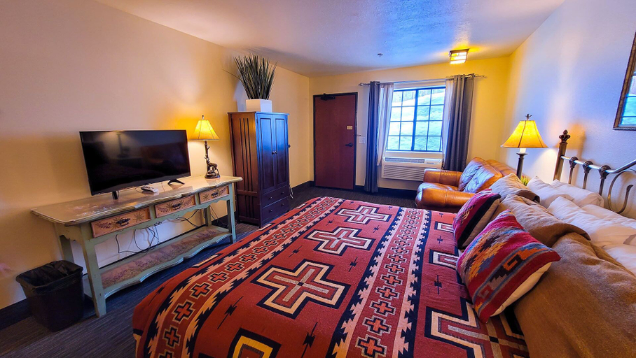 Bedroom 2, Jacob Lake Inn, Coconino