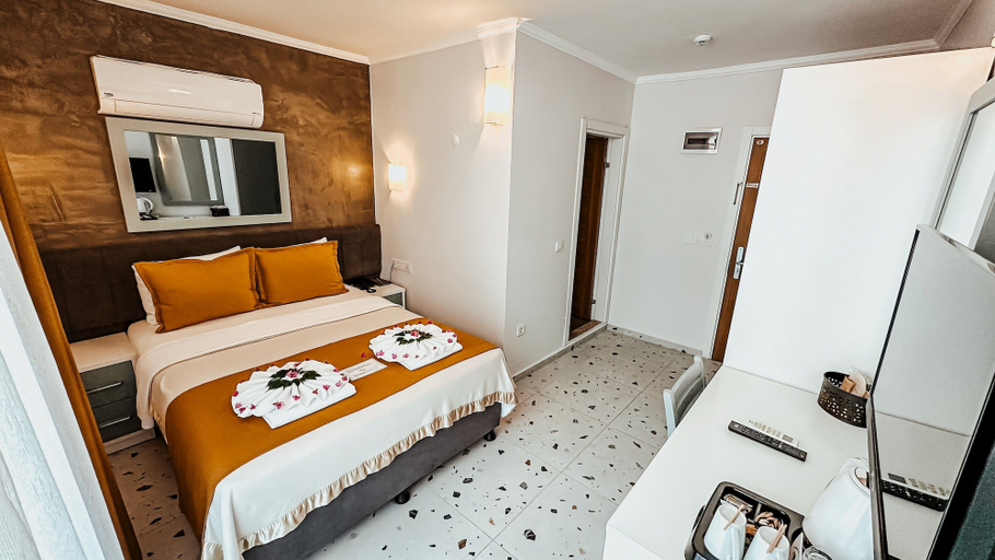 Bedroom 4, Tonoz Beach Hotel, Fethiye