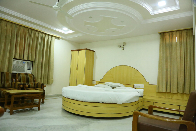 Bedroom 2, Hotel Garden View, Rajsamand