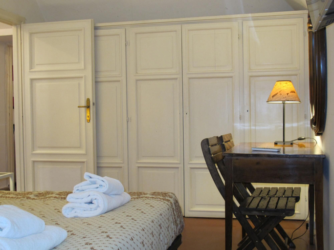 Others 2, Aurora in Pantheon Apartment, Rome