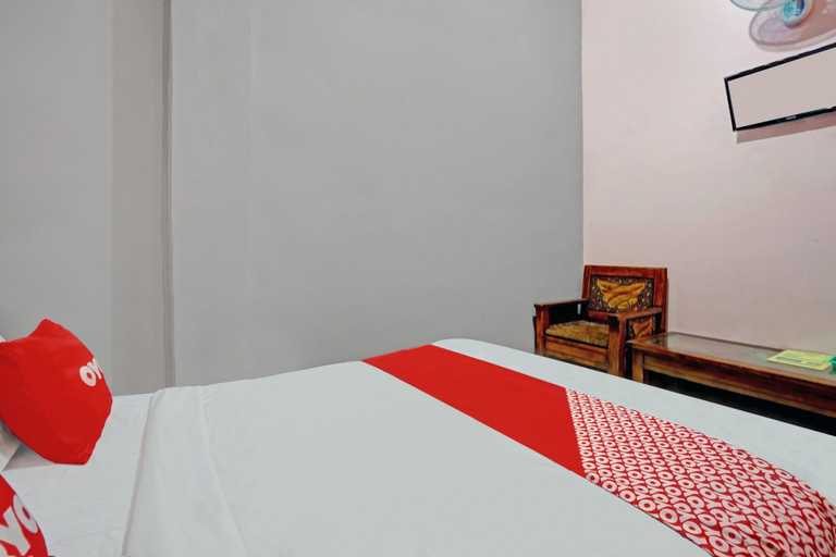 Bedroom 3, Hotel O Harwin Homestay, Malang