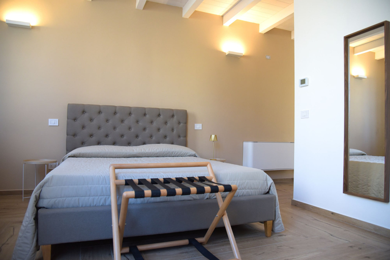 Bedroom 2, Serenity Rooms, Lecce